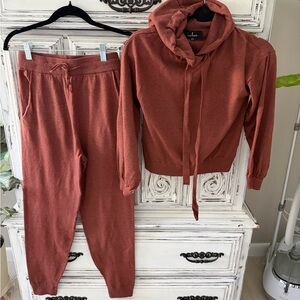 Lulu's Rust Jogger Set